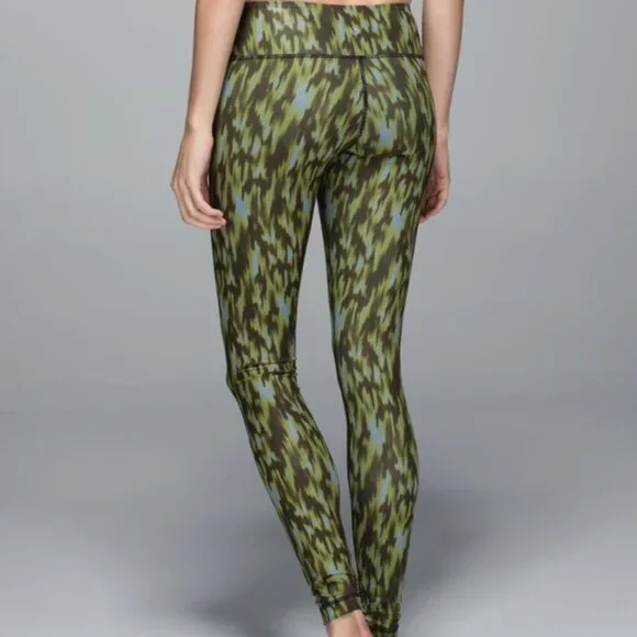 Lululemon Wunder Under Pant *Full-On Luxtreme Green Size 4 Leggings 30.5" Inseam - Picture 1 of 9